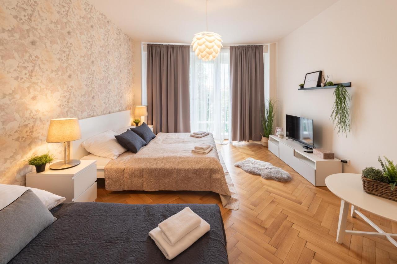 Luxury Apartment In Prime Location Πράγα Εξωτερικό φωτογραφία