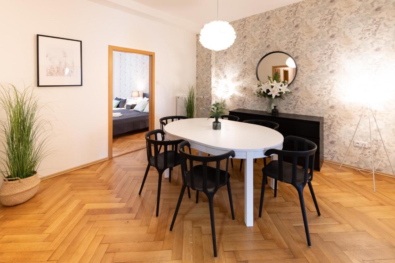 Luxury Apartment In Prime Location Πράγα Εξωτερικό φωτογραφία